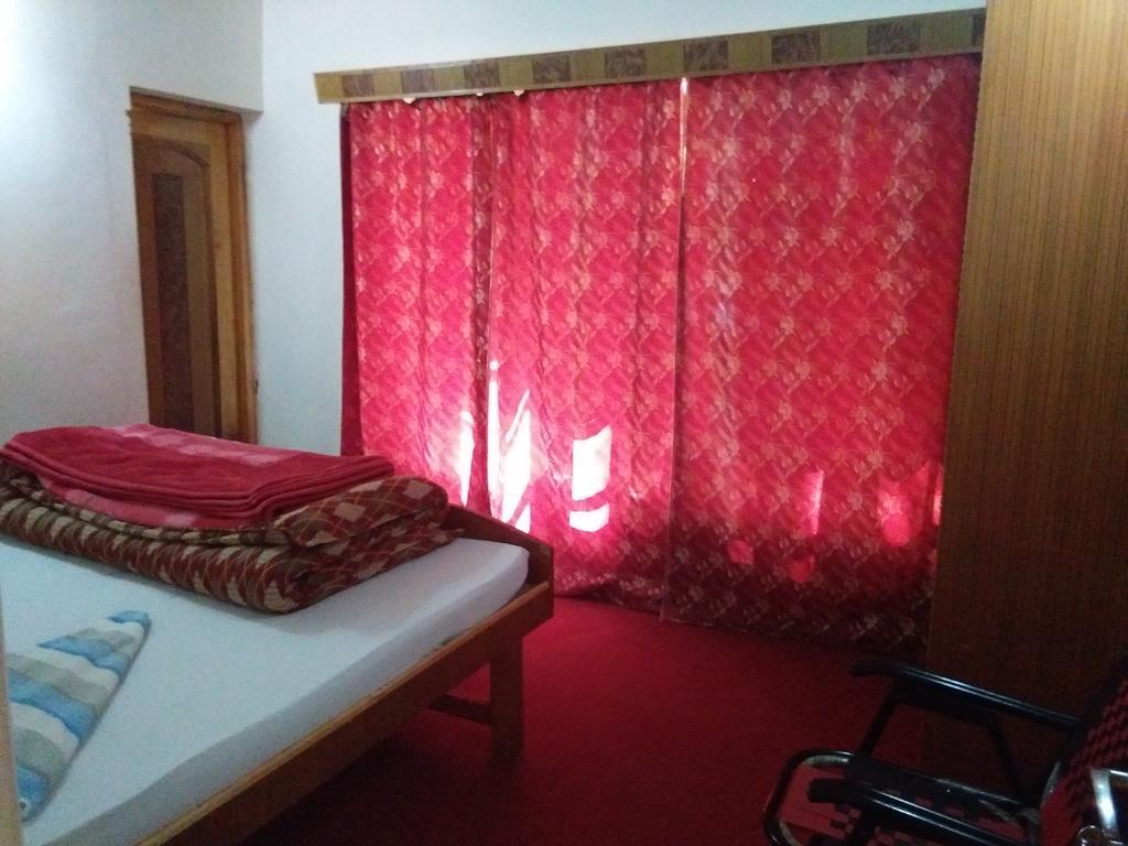 Galaxy Guest House Hundar Extérieur photo
